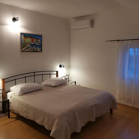 Apartman Kornu Вели-Лошинь Экстерьер фото